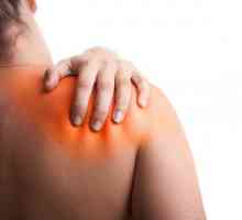 Bol ispod desne lopatice leđa: mogući uzroci i liječenje