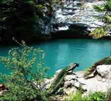 Modro jezero (Abhazija) - jedinstveni prirodni orijentir