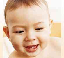 Kada, kako i koji zubi su izrezali prvu bebu?