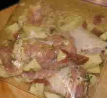 Piletina u pećnici s krumpirom u rupi: tajne ukusnu večeru
