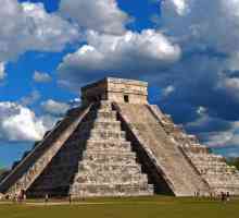 Piramide u Chichen Itza u Meksiku
