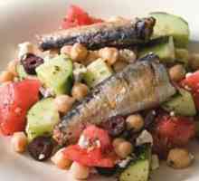 Prekrasna salata od konzervirane ribe recept