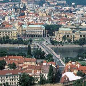I znate što rijeka teče u Pragu?