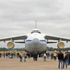 AN-124 "Ruslan". Transportni zrakoplov An-124 "Ruslan": recenzije, fotografije,…