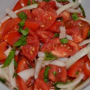 Kriške rajčice za zimu: Različite recepte dragi prazna