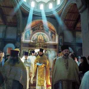 Hram Sv Serafim Sarovski na nebu: opis, fotografije, usluge