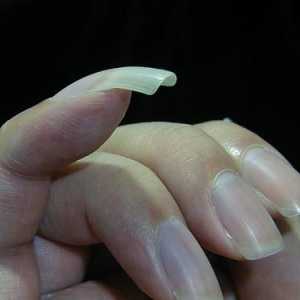 Zanimljivosti: Zašto muškarci rastu nokta na malom prstu