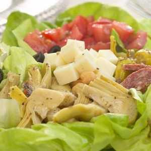 Talijanska salata sa bananama: ukras receptima, grickalica i slastica