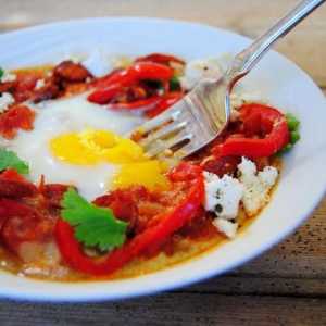 Kajgana s rajčicom i kobasice - ukusan i hranjiv doručak