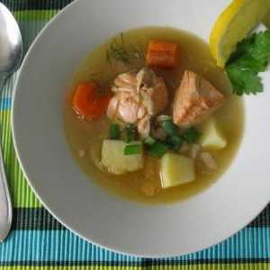 Kako pripremiti sočan juha od crvene ribe?