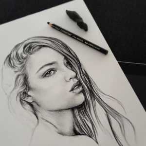 Kako crtati djevojka lice: savjet za mlade umjetnike