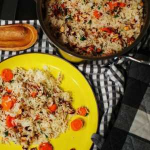 Kako kuhati rižoto s puretinom i povrćem