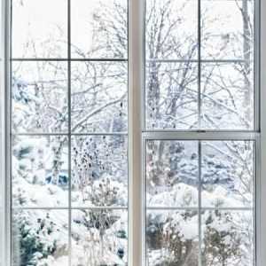 Kako zatvoriti prozore zimi: eliminirati propuh brzo, jeftino i bez oštećenja okvira