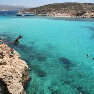 Malta: plaža i naselje za odmor