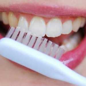 Mogu li očistiti vaše zube sode bikarbone? Koje su prednosti i nedostaci ove metode?