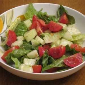 Krastavci i rajčice: prednosti i kalorijski sadržaj. Salata od rajčice i krastavaca - pripremaju dom