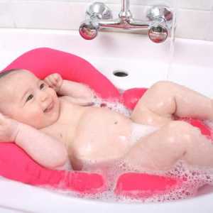 Prvo kupanje beba nakon bolnice. Briga novorođenčeta u prvim danima nakon bolnice