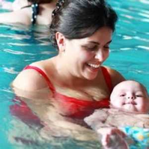 Plivanje za bebe - ključ za zdravlje i skladan odgoj
