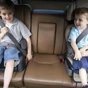 Dječja kolica pravila u autu treba biti svjestan svih roditelja!