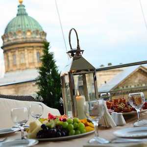 Restorani na krovovima St. Petersburgu: Terrassa, Luce, „tavan”,…
