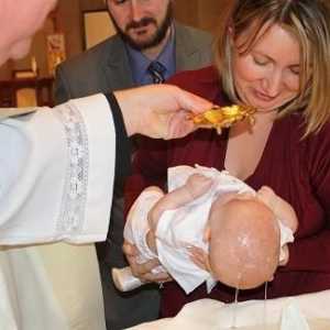 Savjeti za mlade roditelje: što vam je potrebno za krštenje dječaka?