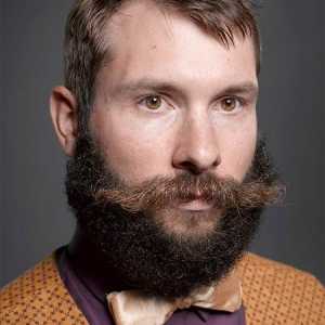 Stilovi brade i brkova: fotografija i opisa