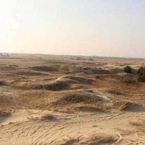 Tajanstveni pustinja Oleshky Sands blizu Kherson (Ukrajina)