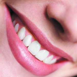 U uglovima usta čireve: uzroci i liječenje