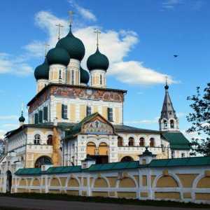 Uskrsnuće Katedrala Tutaev: povijest, arhitektura, uređenje interijera