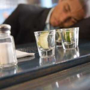 Šteta od alkohola: piti ili ne piti - to je pitanje
