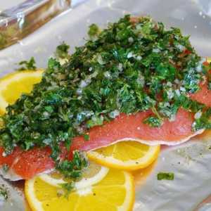 Pečena riba u multivarka: recepti, slike