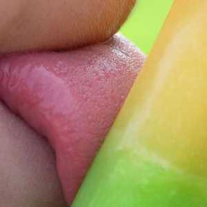 Žuta premaz na jeziku djeteta: tretiranje, uzroke i popratnih simptoma