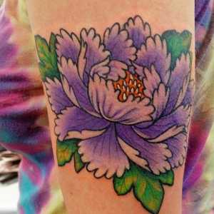 Značenje tetovaža „božur” nekad i sad